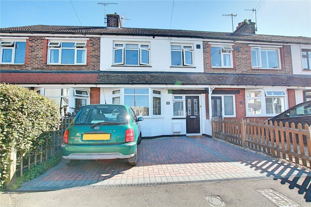 3 bedroom terraced house for sale in Chancton Close, West Worthing, West Sussex, BN11