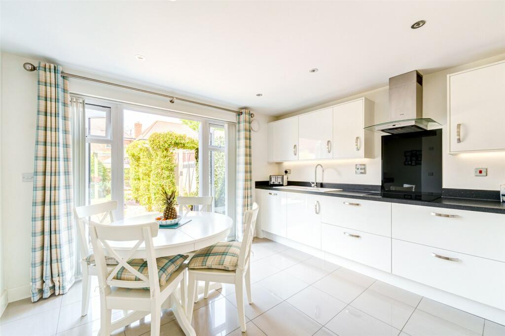 Additional property image - Nightingale Avenue, Goring-by-Sea, Worthing, West Sussex, BN12