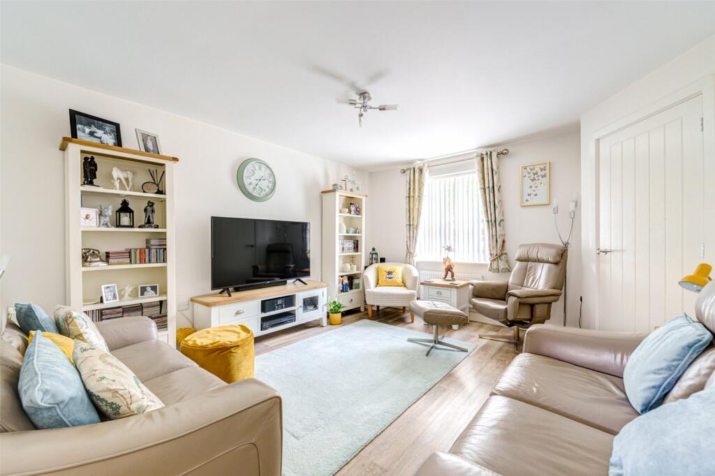 Additional property image - Nightingale Avenue, Goring-by-Sea, Worthing, West Sussex, BN12