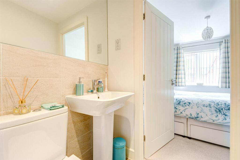 Additional property image - Nightingale Avenue, Goring-by-Sea, Worthing, West Sussex, BN12