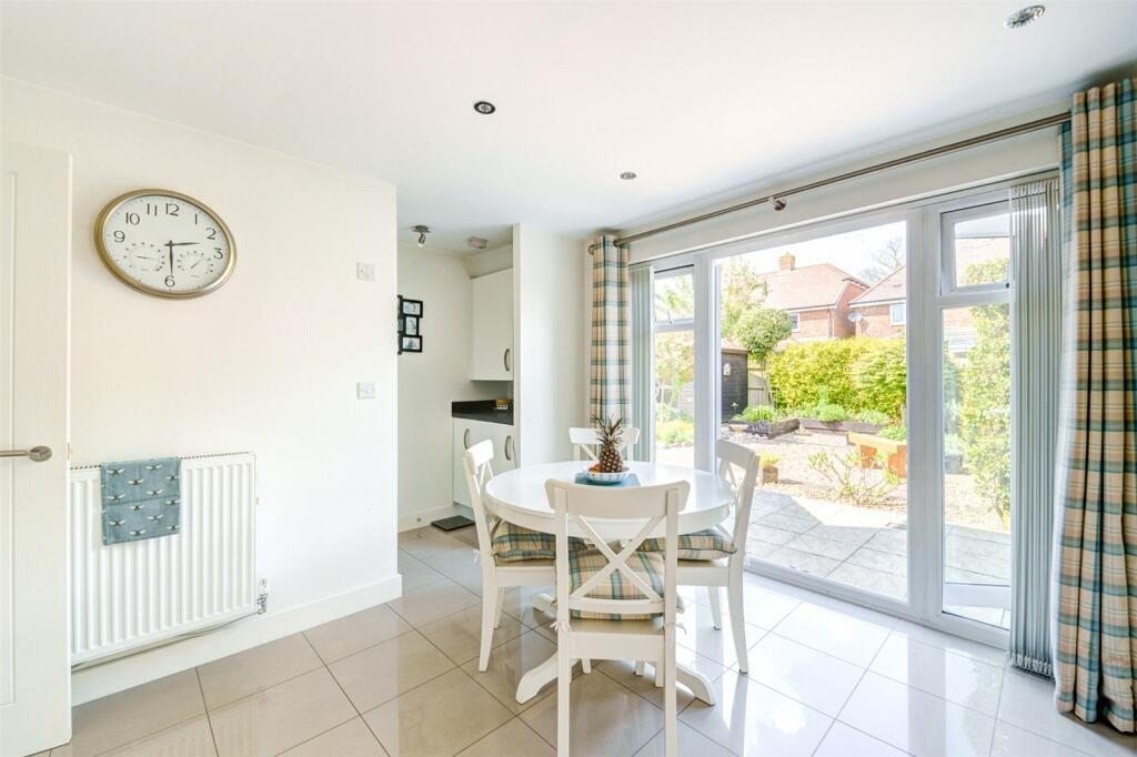 Additional property image - Nightingale Avenue, Goring-by-Sea, Worthing, West Sussex, BN12
