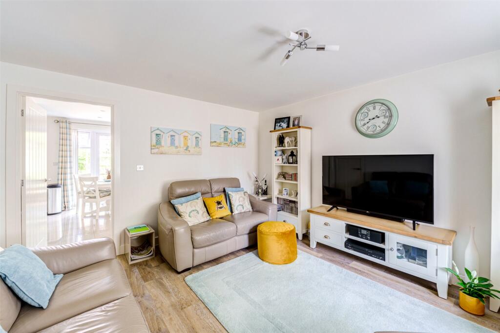 Additional property image - Nightingale Avenue, Goring-by-Sea, Worthing, West Sussex, BN12