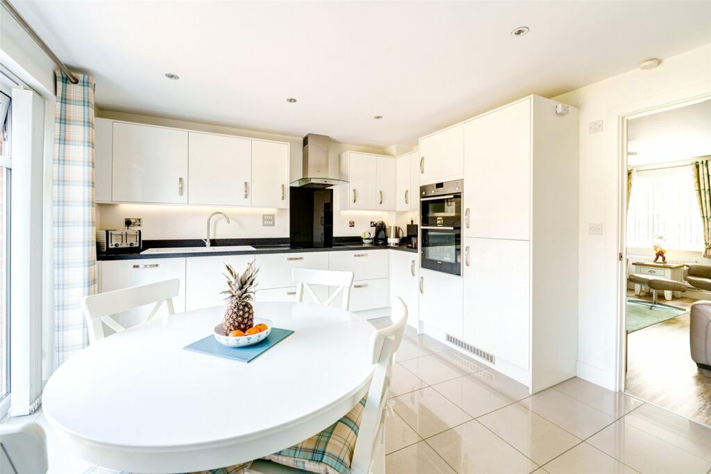 Additional property image - Nightingale Avenue, Goring-by-Sea, Worthing, West Sussex, BN12