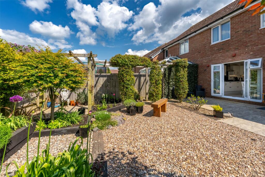 Additional property image - Nightingale Avenue, Goring-by-Sea, Worthing, West Sussex, BN12