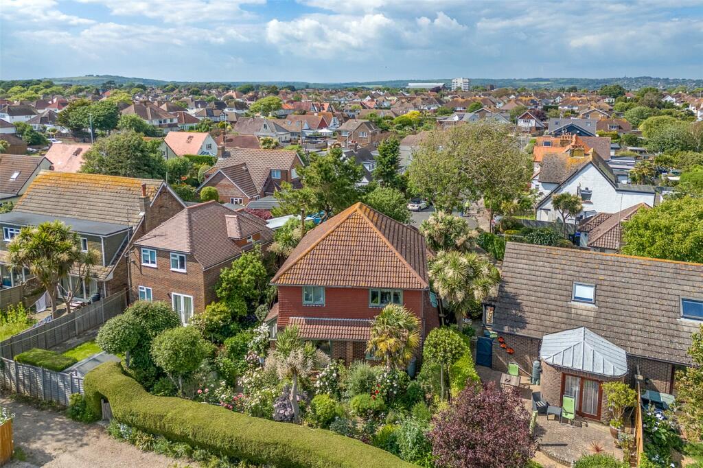 Additional property image - Courtlands Close, Goring-by-Sea, Worthing, West Sussex, BN12