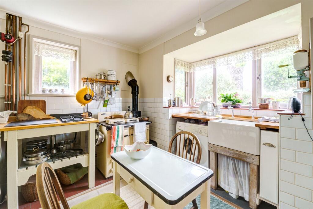 Additional property image - Courtlands Close, Goring-by-Sea, Worthing, West Sussex, BN12
