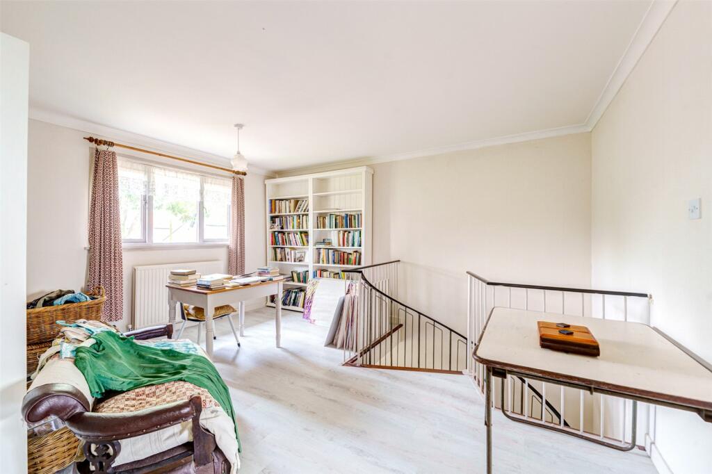 Additional property image - Courtlands Close, Goring-by-Sea, Worthing, West Sussex, BN12
