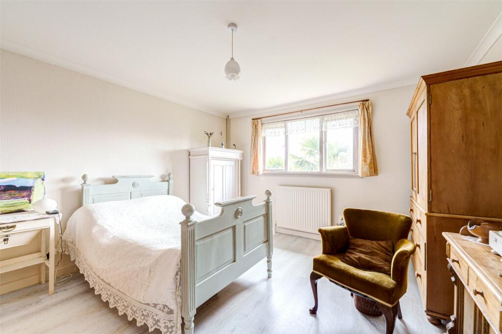 Additional property image - Courtlands Close, Goring-by-Sea, Worthing, West Sussex, BN12