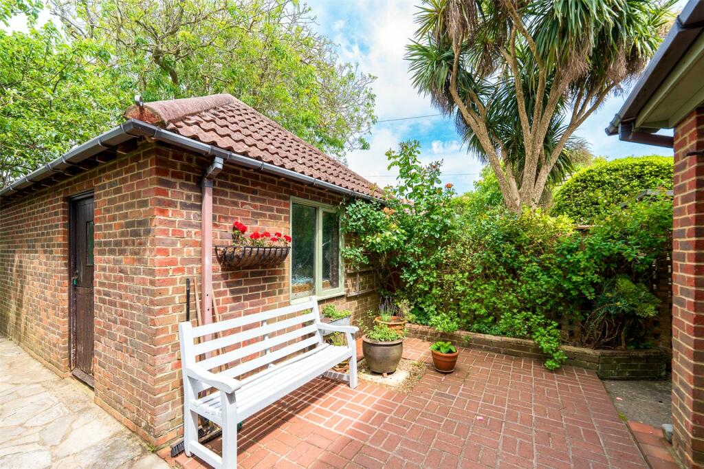 Additional property image - Courtlands Close, Goring-by-Sea, Worthing, West Sussex, BN12