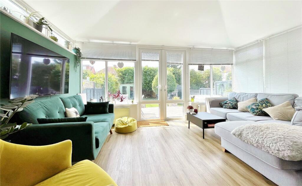 Additional property image - Reigate Road, Worthing, West Sussex, BN11