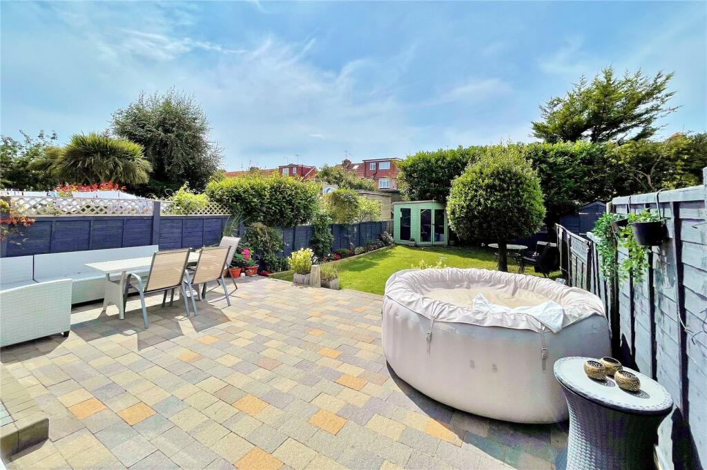 Additional property image - Reigate Road, Worthing, West Sussex, BN11