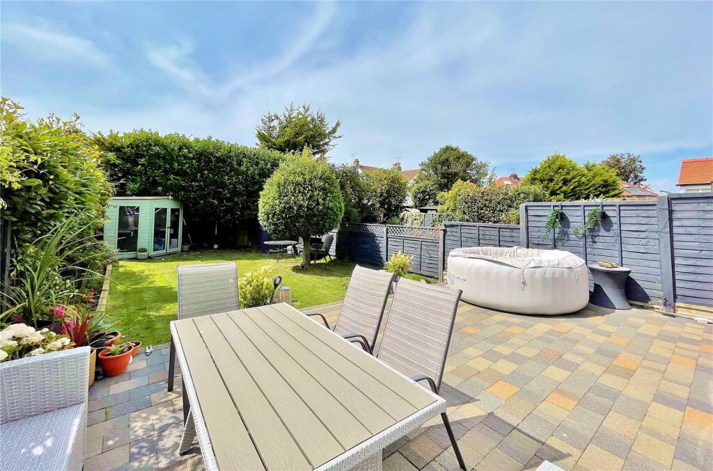 Additional property image - Reigate Road, Worthing, West Sussex, BN11