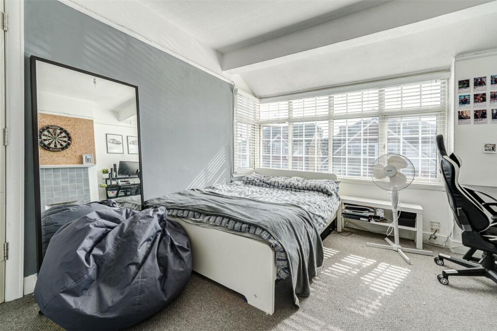 Additional property image - Reigate Road, Worthing, West Sussex, BN11