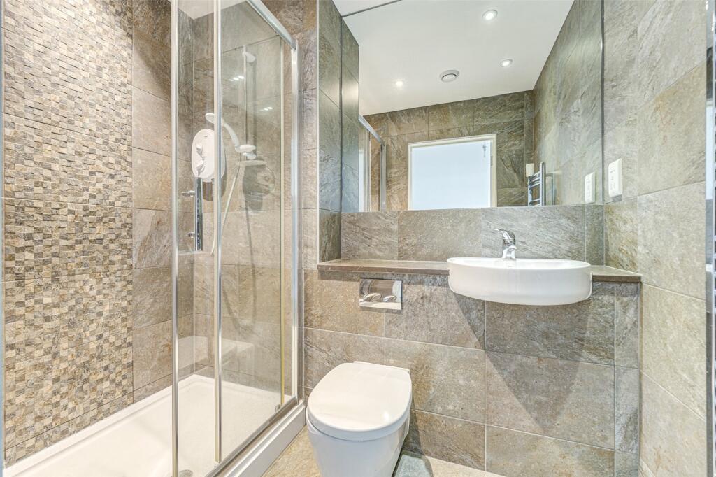 Additional property image - Vista Mare East, 42 West Parade, West Worthing, West Sussex, BN11