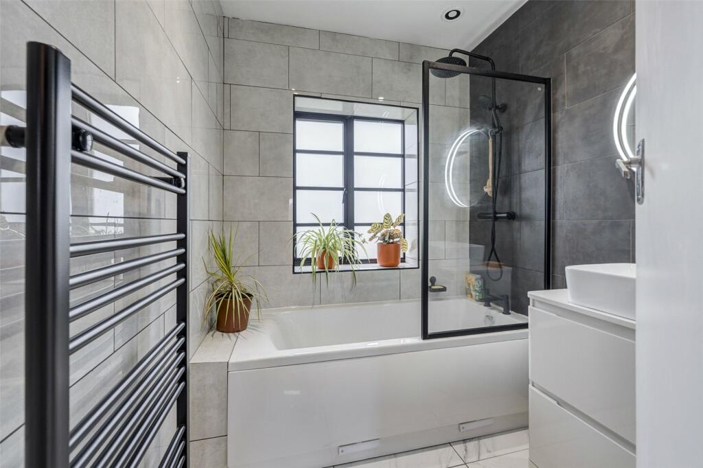 Additional property image - Nutley Drive, Goring-by-Sea, Worthing, West Sussex, BN12