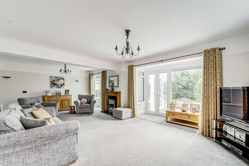Additional property image - Parklands Avenue, Goring-by-Sea, Worthing, West Sussex, BN12