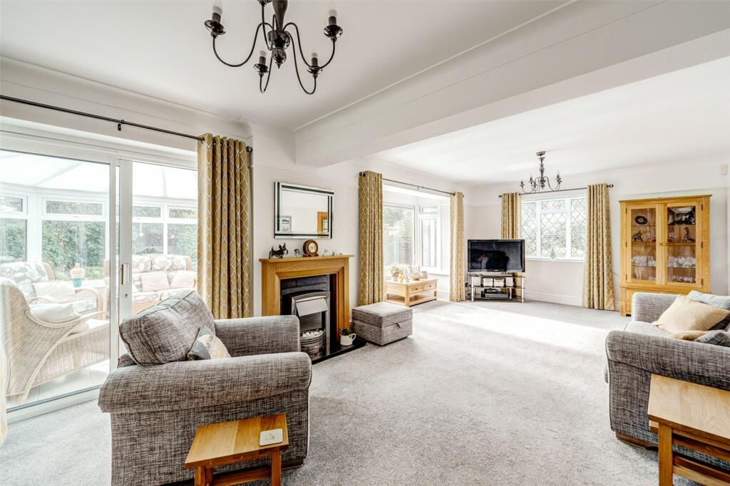 Additional property image - Parklands Avenue, Goring-by-Sea, Worthing, West Sussex, BN12