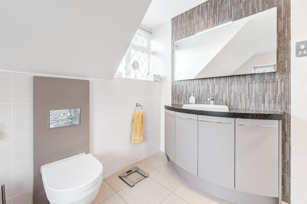 Additional property image - Parklands Avenue, Goring-by-Sea, Worthing, West Sussex, BN12