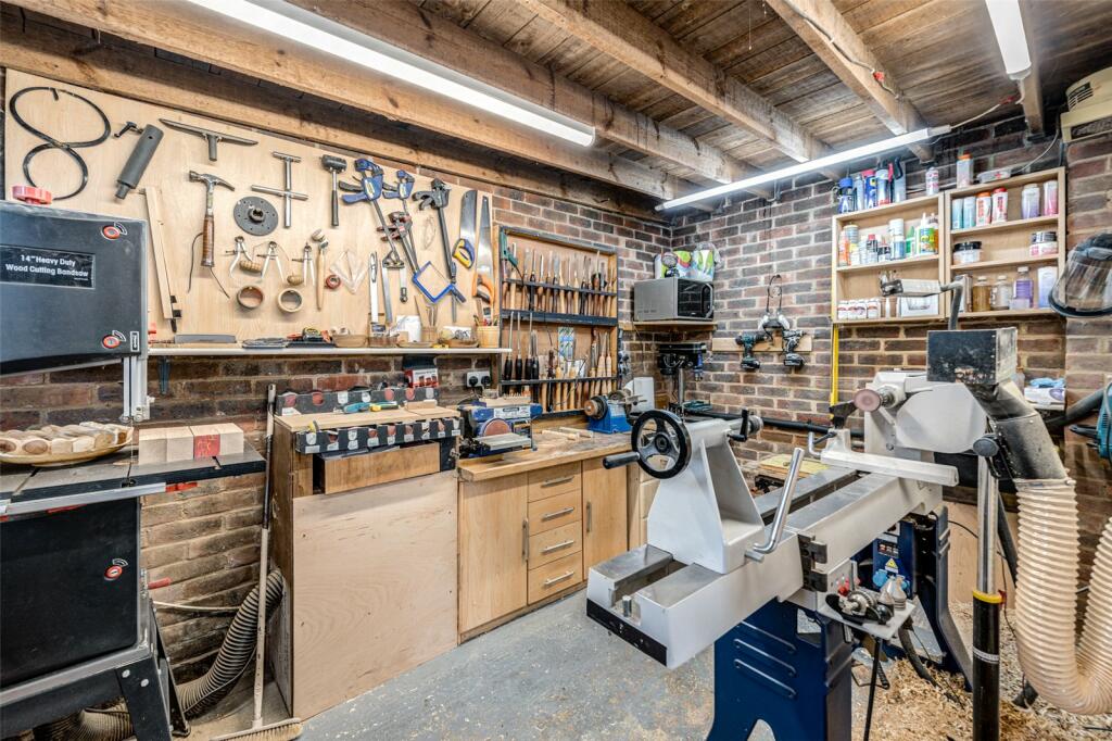 Additional property image - Parklands Avenue, Goring-by-Sea, Worthing, West Sussex, BN12