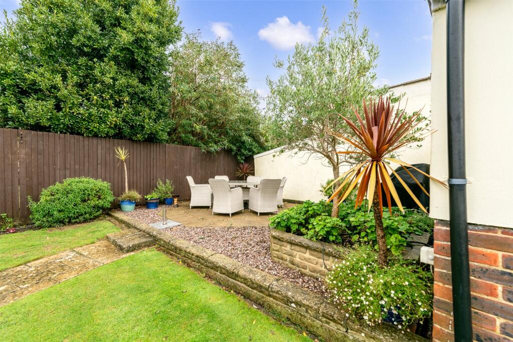 Additional property image - Parklands Avenue, Goring-by-Sea, Worthing, West Sussex, BN12