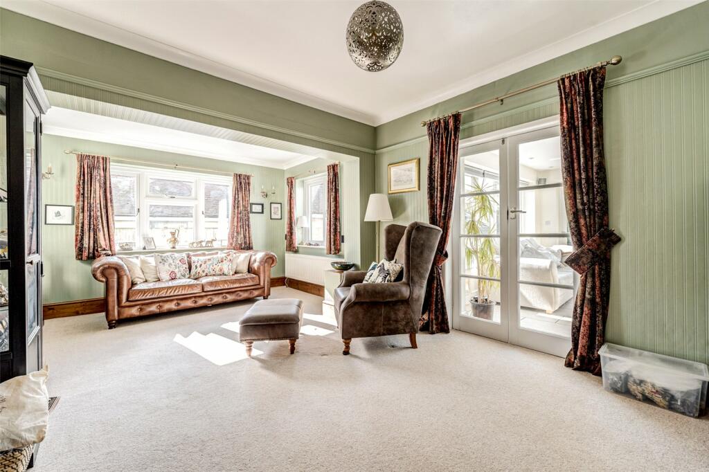 Additional property image - Durrington Hill, Worthing, West Sussex, BN13