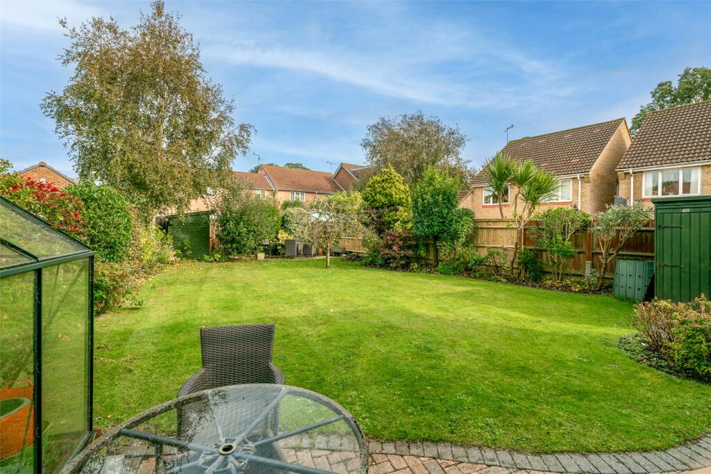 Additional property image - Foxglove Walk, Worthing, West Sussex, BN13