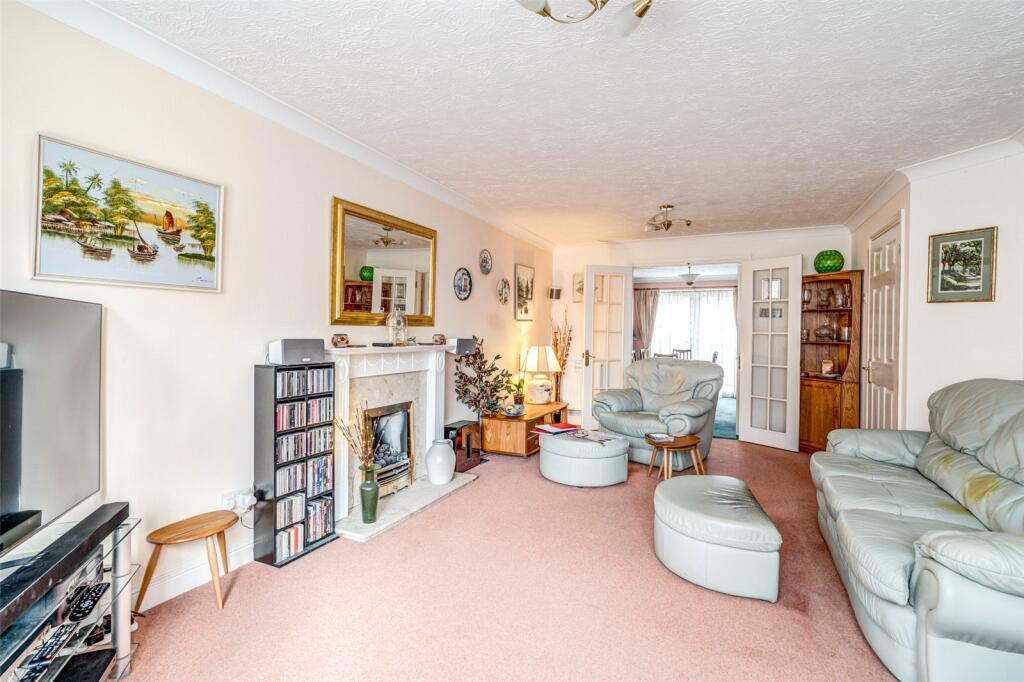 Additional property image - Foxglove Walk, Worthing, West Sussex, BN13