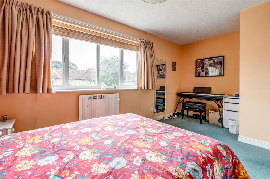 Additional property image - Foxglove Walk, Worthing, West Sussex, BN13