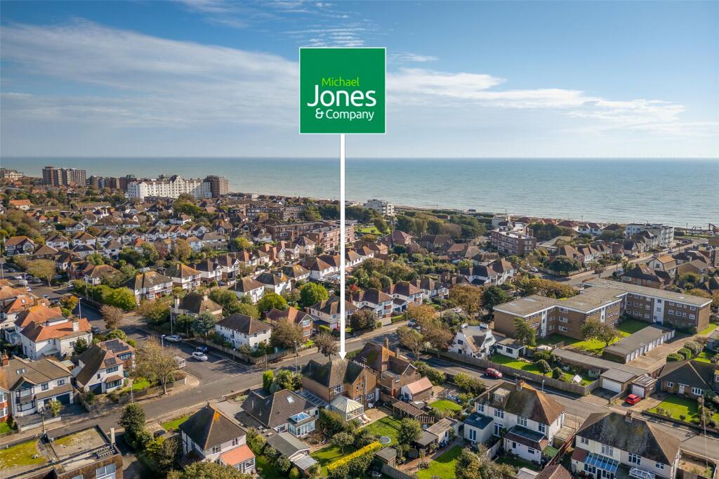Additional property image - Wallace Avenue, Worthing, West Sussex, BN11