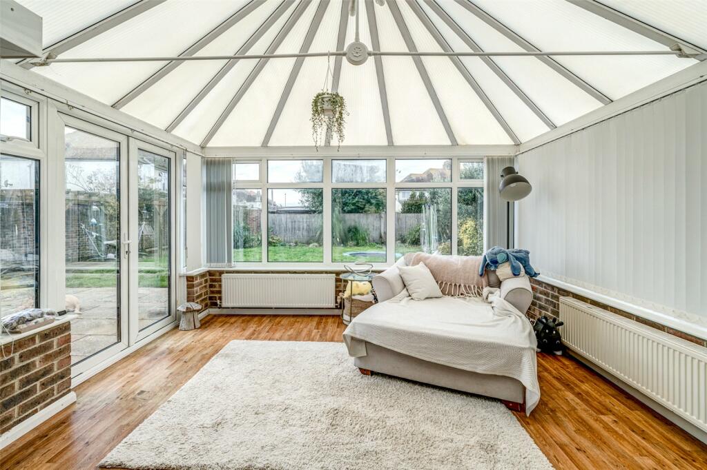 Additional property image - Wallace Avenue, Worthing, West Sussex, BN11