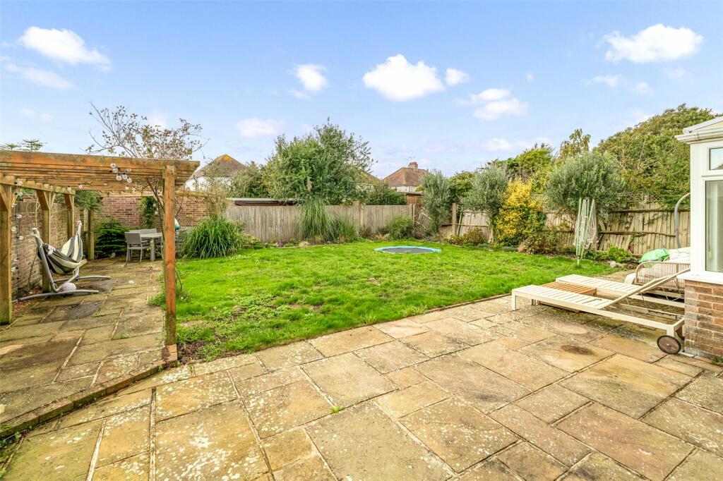 Additional property image - Wallace Avenue, Worthing, West Sussex, BN11