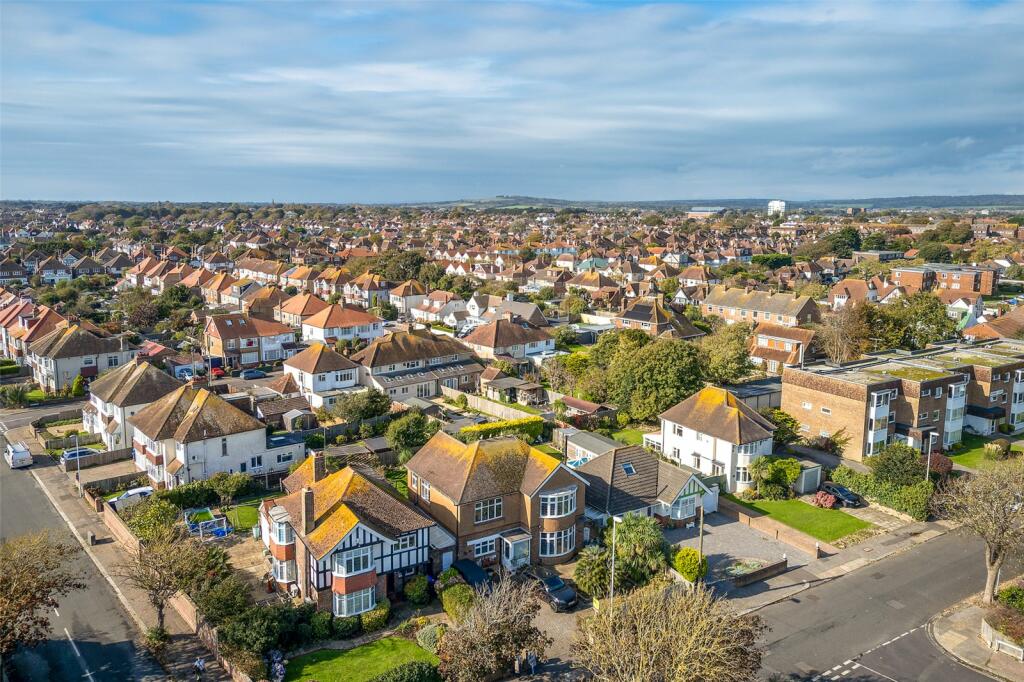 Additional property image - Wallace Avenue, Worthing, West Sussex, BN11