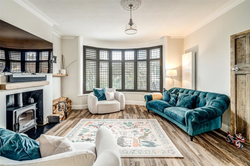 Additional property image - Wallace Avenue, Worthing, West Sussex, BN11