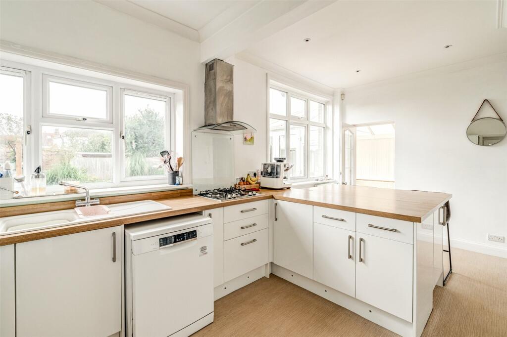 Additional property image - Wallace Avenue, Worthing, West Sussex, BN11