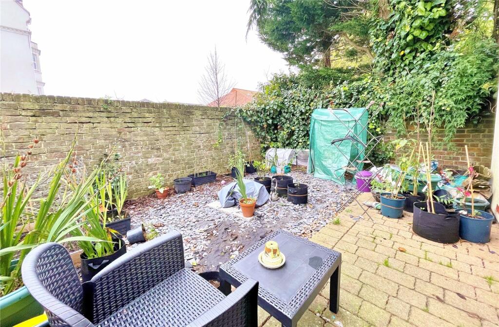 Additional property image - Belsize Road, Worthing, West Sussex, BN11