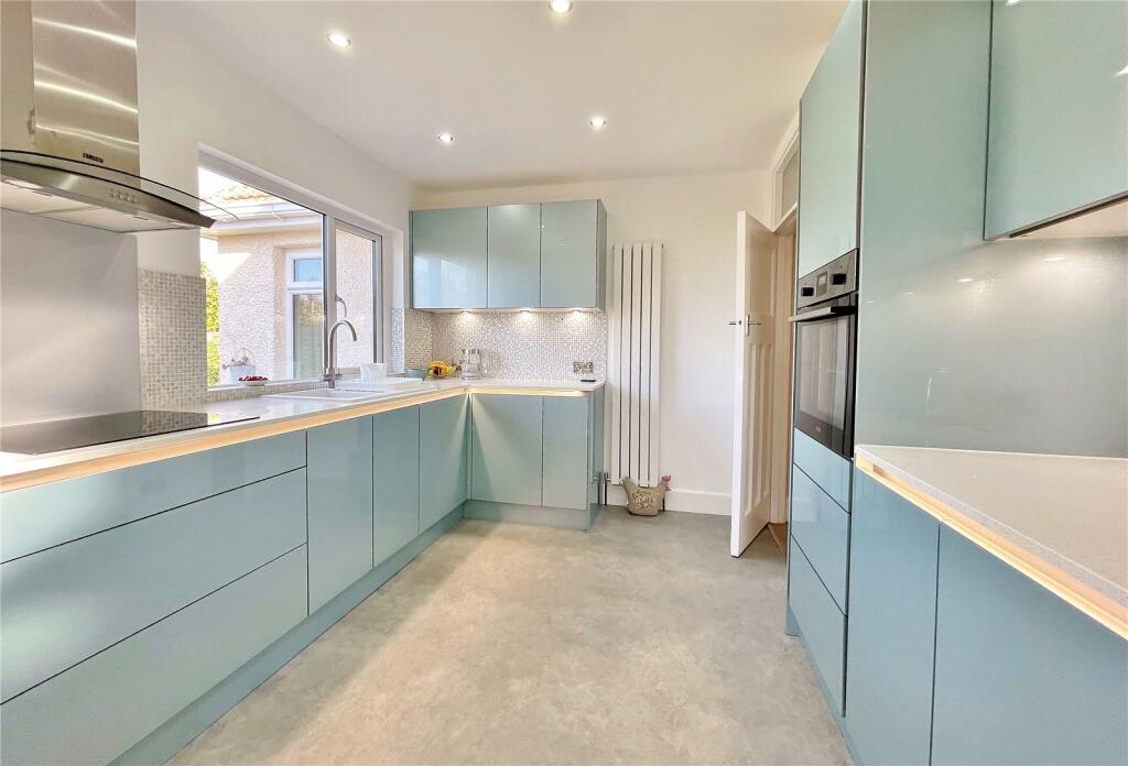 Additional property image - Keymer Crescent, Goring-by-Sea, Worthing, West Sussex, BN12