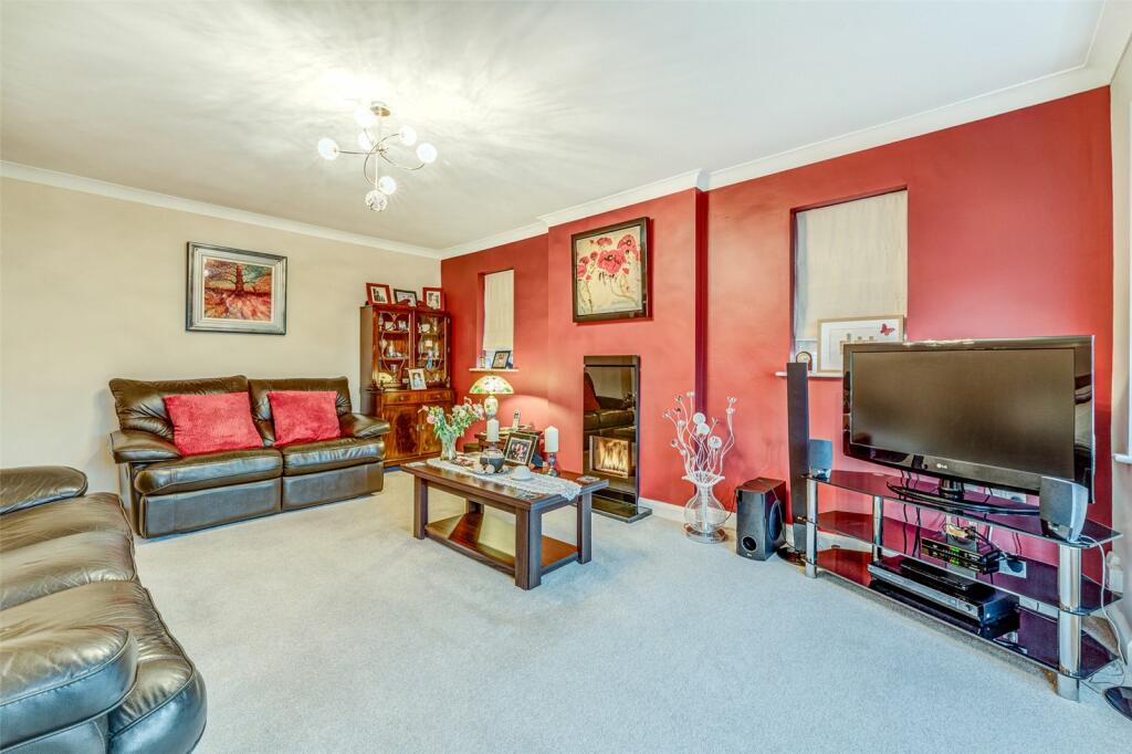 Additional property image - Sea Place, Goring-by-Sea, Worthing, West Sussex, BN12