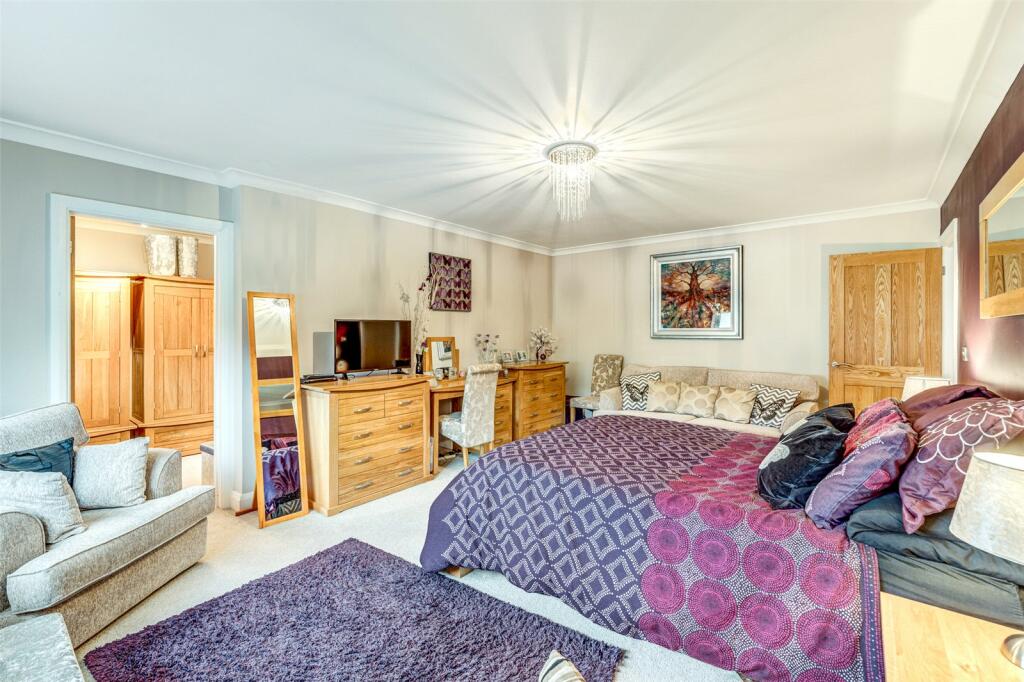 Additional property image - Sea Place, Goring-by-Sea, Worthing, West Sussex, BN12
