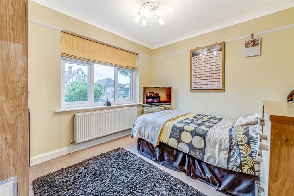 Additional property image - Sea Place, Goring-by-Sea, Worthing, West Sussex, BN12