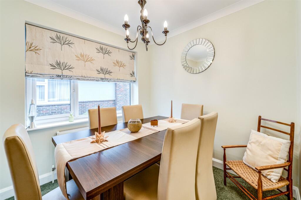 Additional property image - Sea Place, Goring-by-Sea, Worthing, West Sussex, BN12