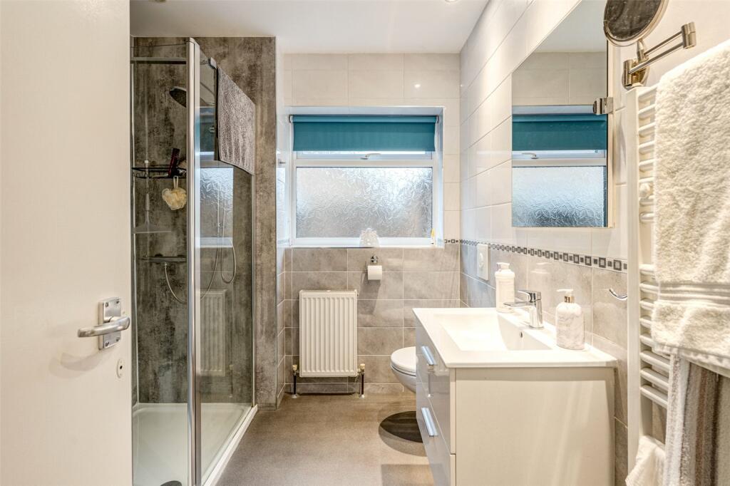 Additional property image - Humber Avenue, Worthing, West Sussex, BN13
