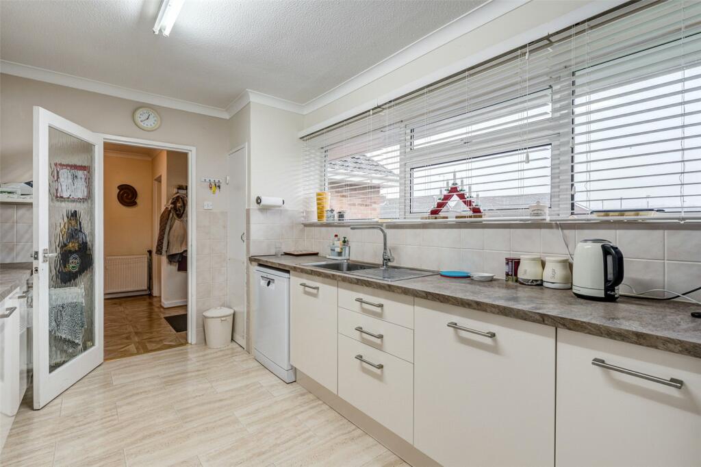 Additional property image - Humber Avenue, Worthing, West Sussex, BN13