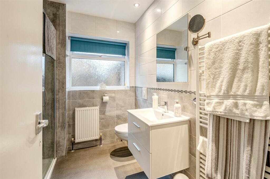 Additional property image - Humber Avenue, Worthing, West Sussex, BN13