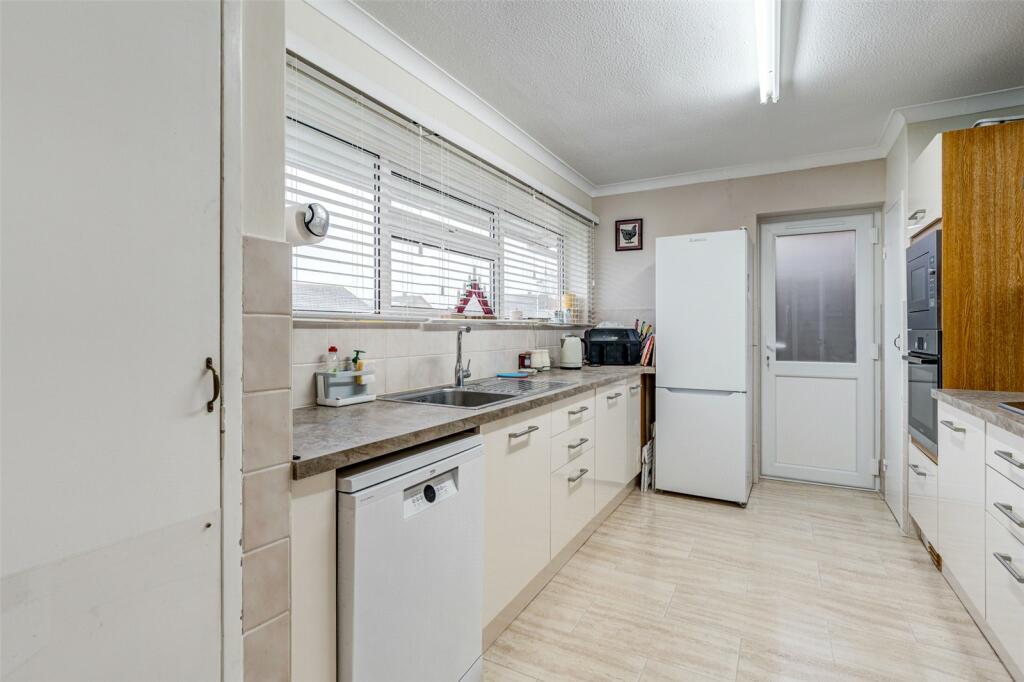 Additional property image - Humber Avenue, Worthing, West Sussex, BN13