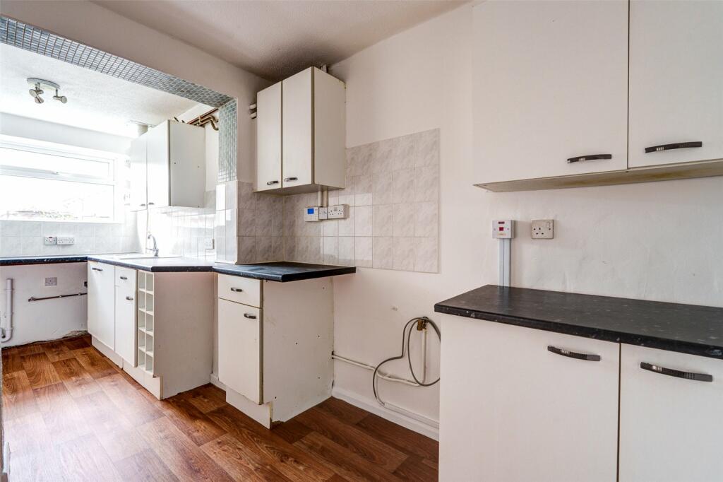 Additional property image - Kipling Avenue, Goring-by-Sea, Worthing, West Sussex, BN12