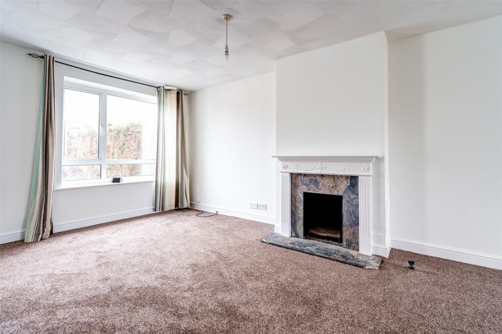 Additional property image - Kipling Avenue, Goring-by-Sea, Worthing, West Sussex, BN12