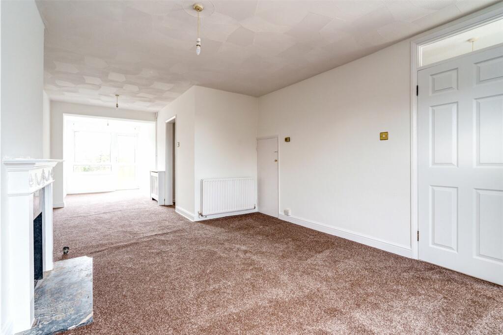 Additional property image - Kipling Avenue, Goring-by-Sea, Worthing, West Sussex, BN12