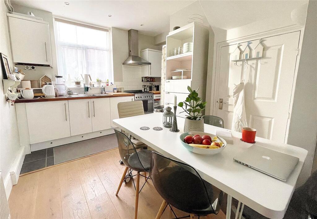 Additional property image - Heene Road, Worthing, West Sussex, BN11