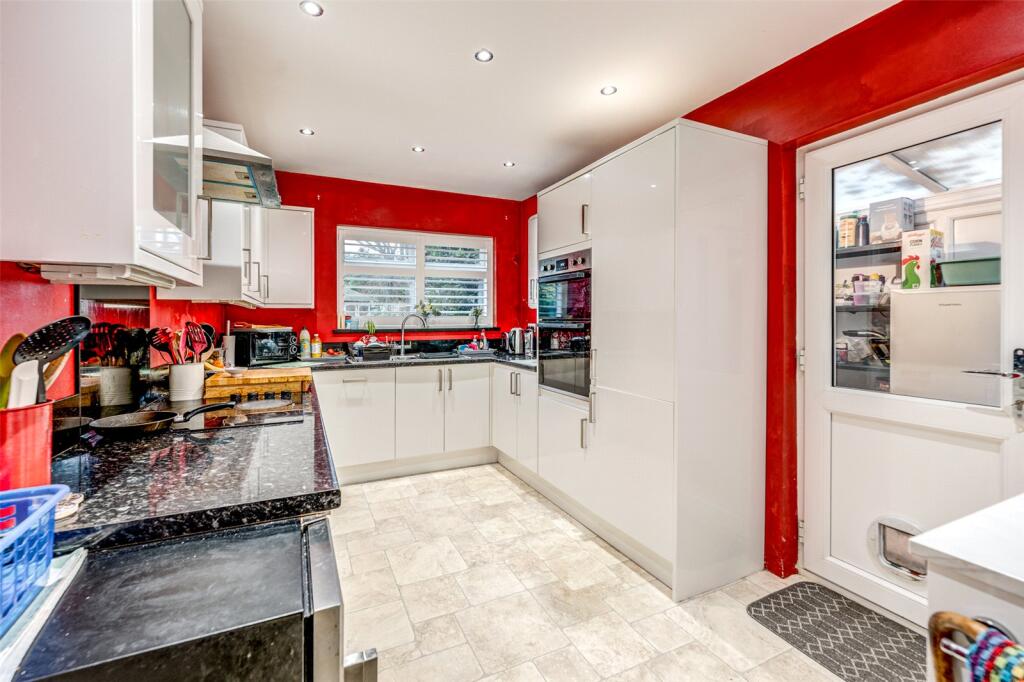 Additional property image - Alinora Avenue, Goring-by-Sea, Worthing, West Sussex, BN12