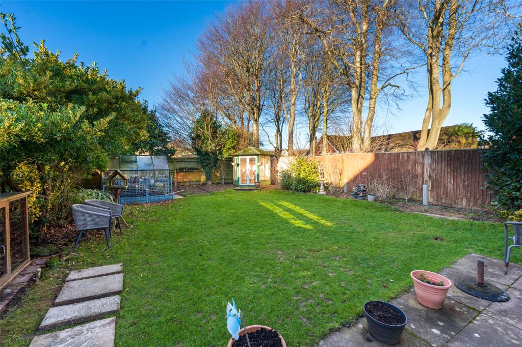 Additional property image - Alinora Avenue, Goring-by-Sea, Worthing, West Sussex, BN12